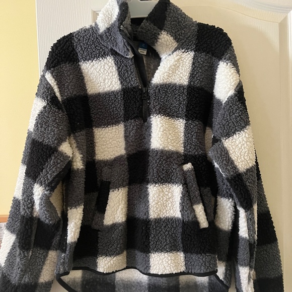 Old Navy XS fleece sweatshirt - Picture 2 of 2